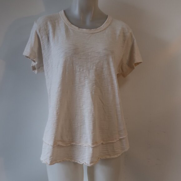 Womens Leallo Cream T-Shirt W/Layered Bottom Hem L - Picture 1 of 5